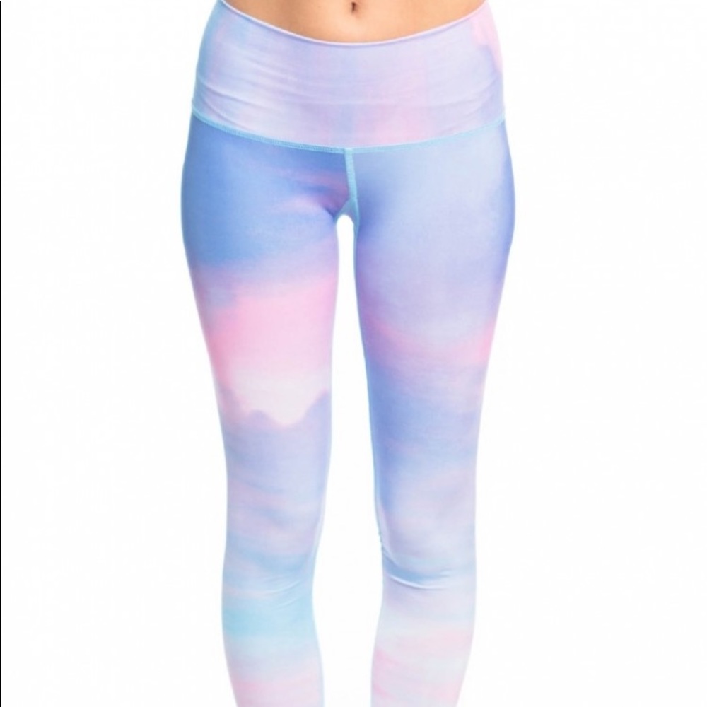 Rain Dance Teeki Hot Pant